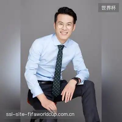 黄浩岩